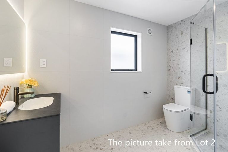 Photo of property in 105a Sycamore Drive, Sunnynook, Auckland, 0620