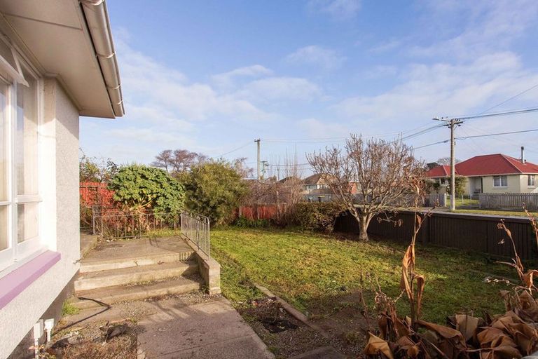 Photo of property in 16 Basingstoke Street, Aranui, Christchurch, 8061