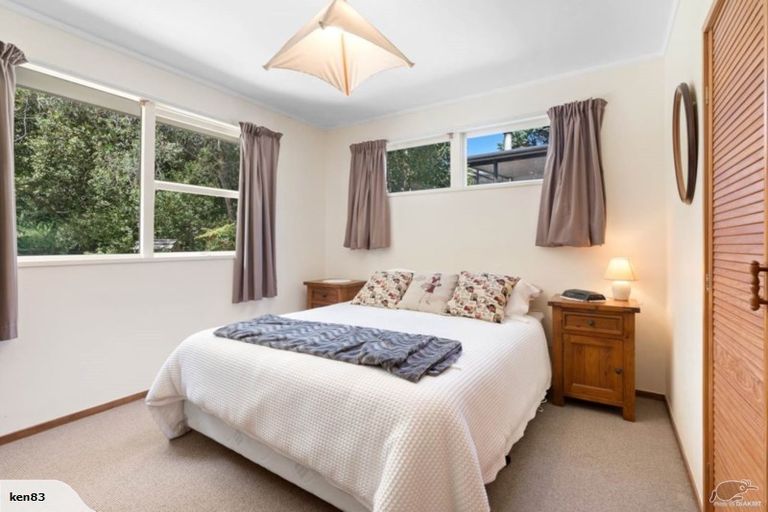 Photo of property in 31 Autumn Avenue, Glen Eden, Auckland, 0602