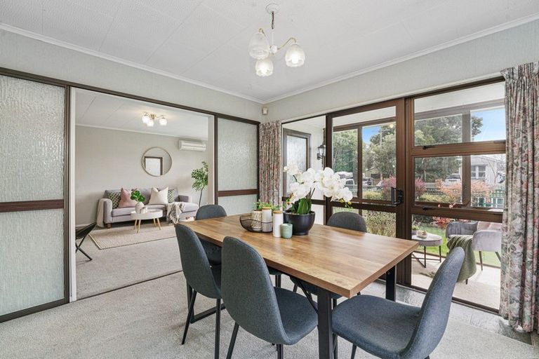 Photo of property in 10 Bell Street, Otaki, 5512