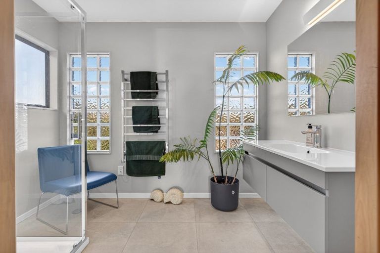 Photo of property in 16 Greenview Drive, Mangawhai Heads, Mangawhai, 0505