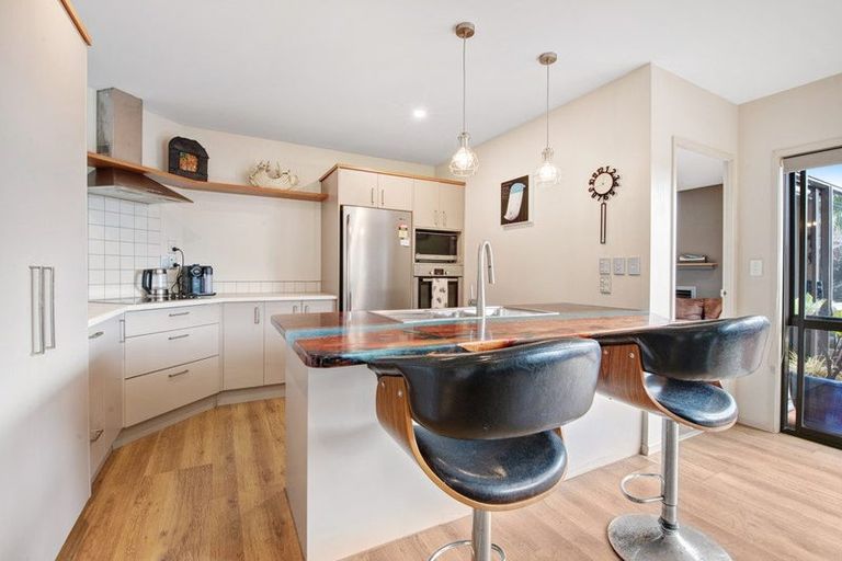 Photo of property in 115 Alec Craig Way, Gulf Harbour, Whangaparaoa, 0930