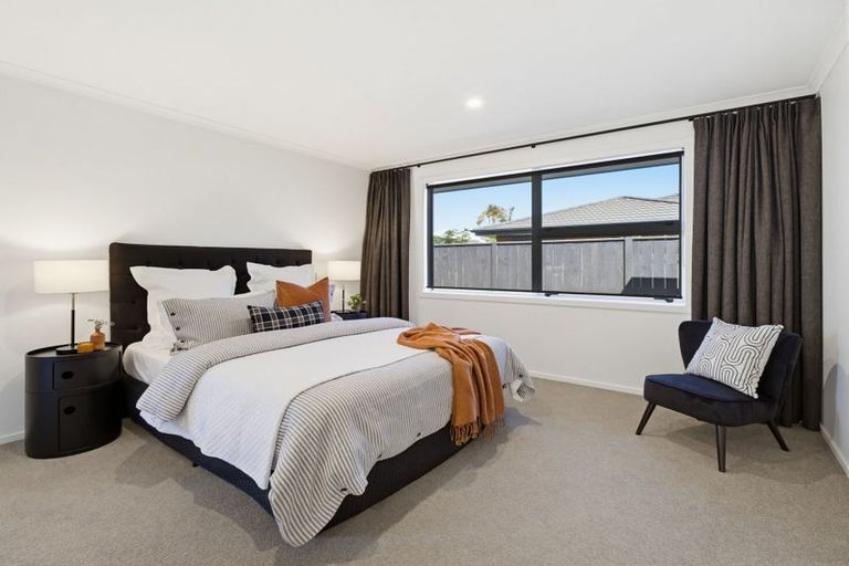 Photo of property in 22 Florence Avenue, Palmerston North, 4414