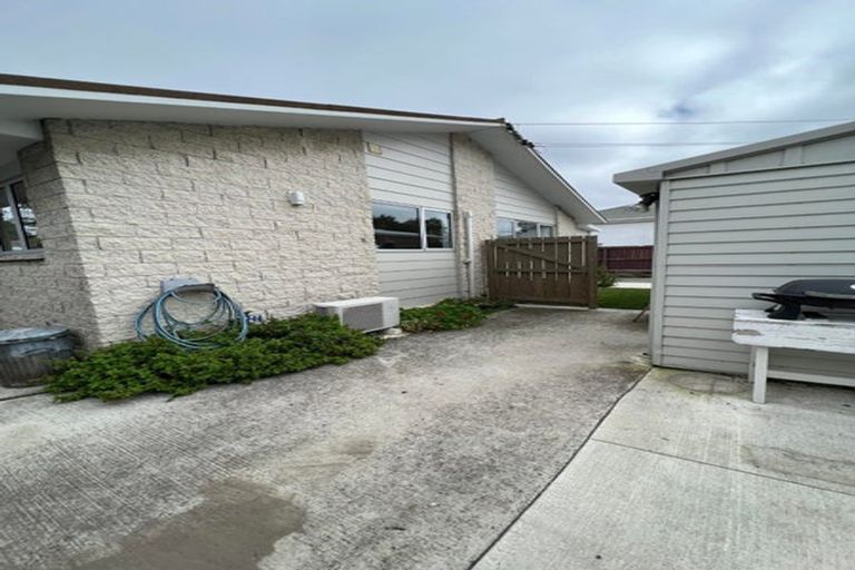 Photo of property in 1/94 Sullivan Avenue, Woolston, Christchurch, 8023