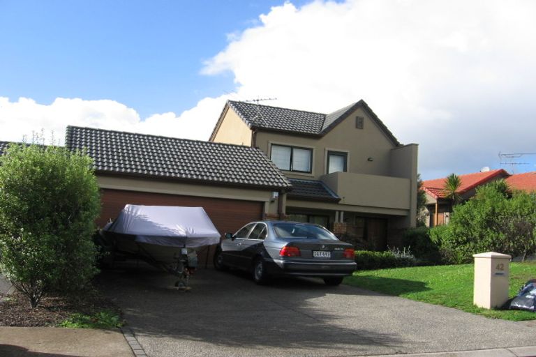 Photo of property in 42 Villanova Place, Albany, Auckland, 0632