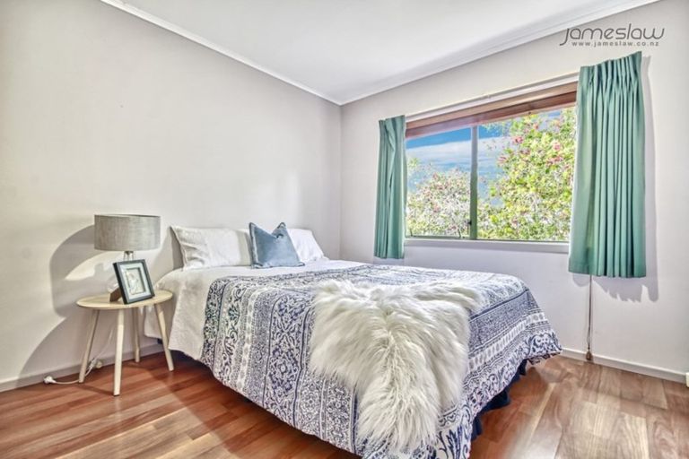 Photo of property in 39 Rhinevale Close, Henderson, Auckland, 0612