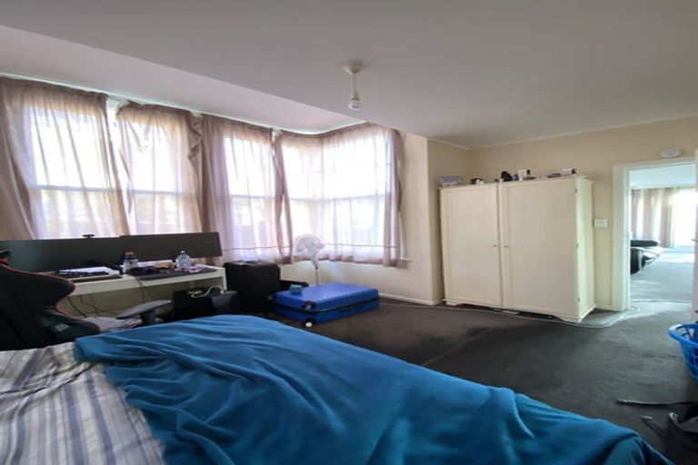 Photo of property in 41 Home Street, Mount Victoria, Wellington, 6011