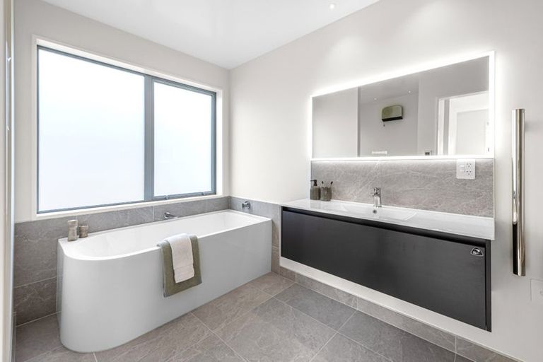 Photo of property in 107 Skibbereen Drive, Halswell, 8025