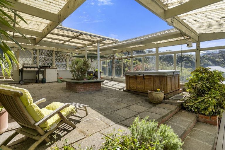 Photo of property in 26 Mana Street, Vogeltown, Wellington, 6021