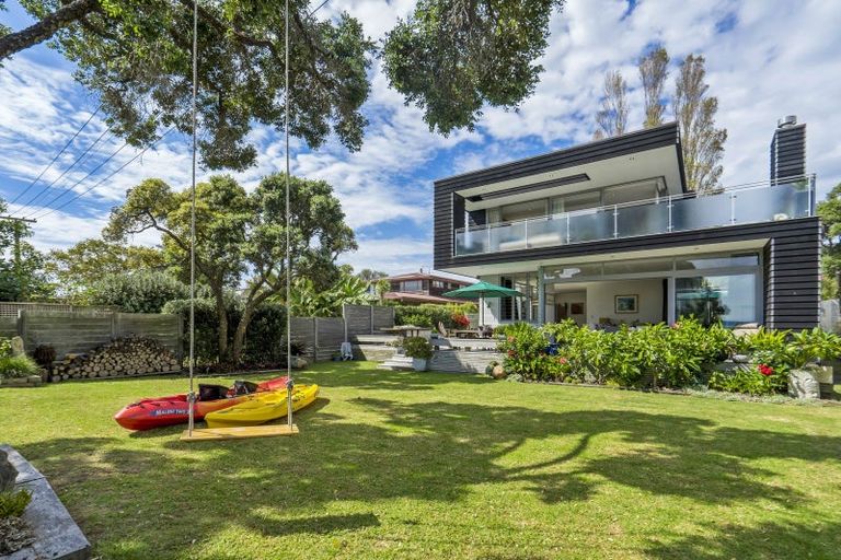 Photo of property in 37 Laurence Street, Manly, Whangaparaoa, 0930