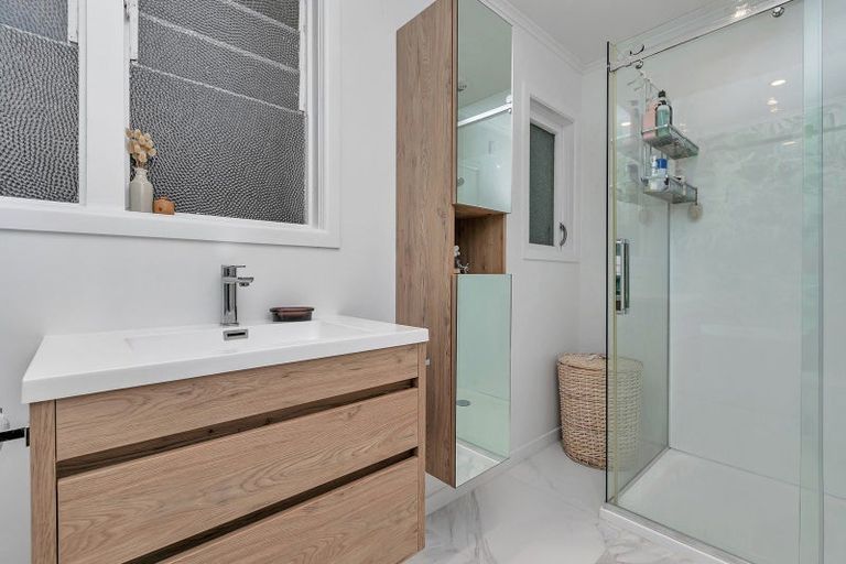 Photo of property in 4 Birkley Road, Bayswater, Auckland, 0622