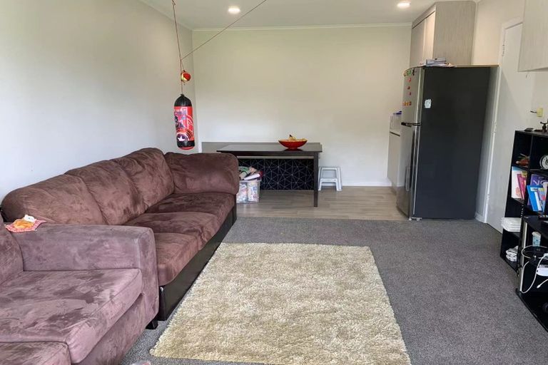 Photo of property in 3/18 Fowler Street, Northcote, Auckland, 0627