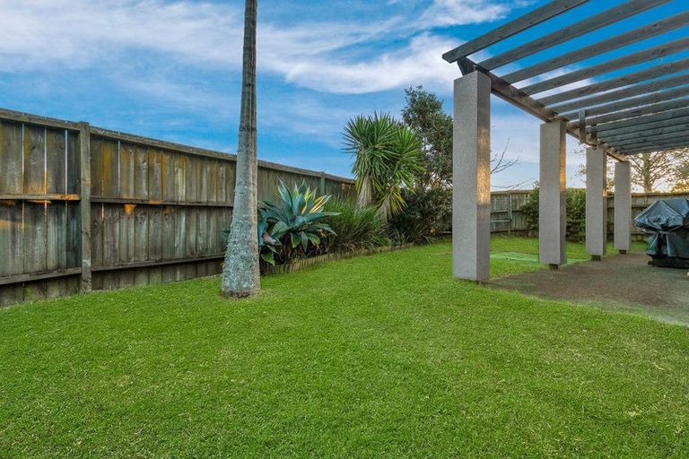 Photo of property in 5 Clea View, Gulf Harbour, Whangaparaoa, 0930