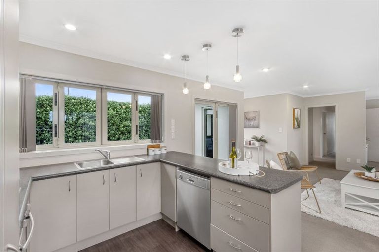 Photo of property in 42a Taradale Road, Marewa, Napier, 4110