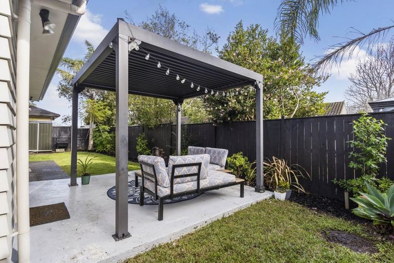 Photo of property in 9a Baird Street, Howick, Auckland, 2014