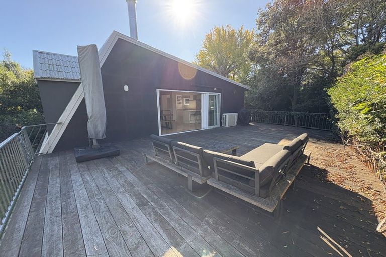 Photo of property in 56 Muritai Crescent, Havelock North, 4130