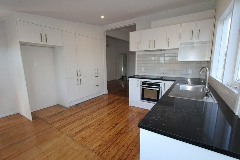 Photo of property in 11 Turakina Street, Grey Lynn, Auckland, 1021