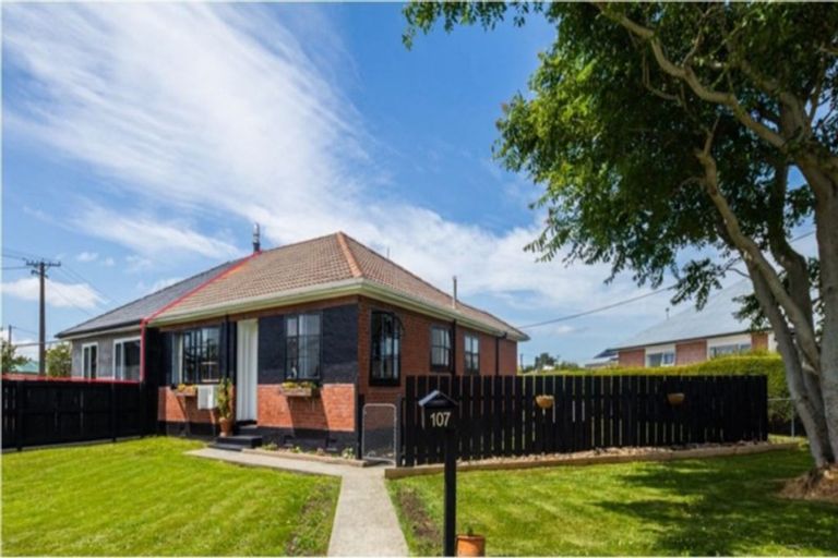 Photo of property in 107 Mackenzie Street, Winton, 9720