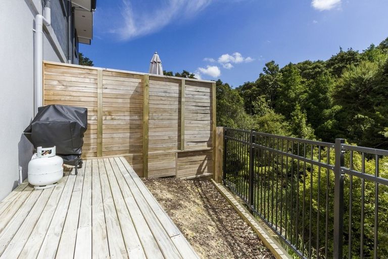 Photo of property in 70 Makamaka Lane, Albany Heights, Auckland, 0632