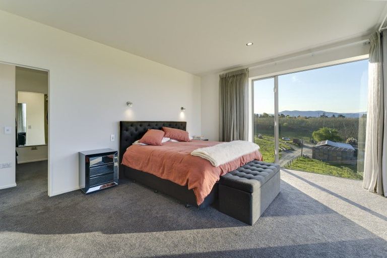 Photo of property in 28 Lindup Road, Lower Moutere, Upper Moutere, 7175