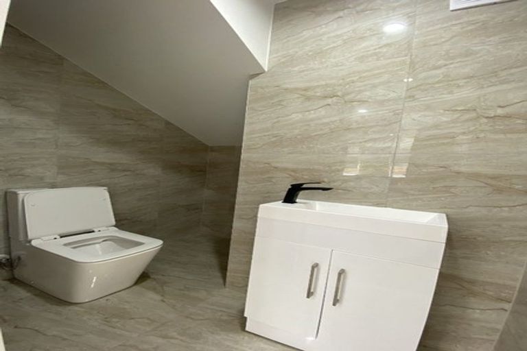 Photo of property in 14a Goldnib Place, Randwick Park, Auckland, 2105