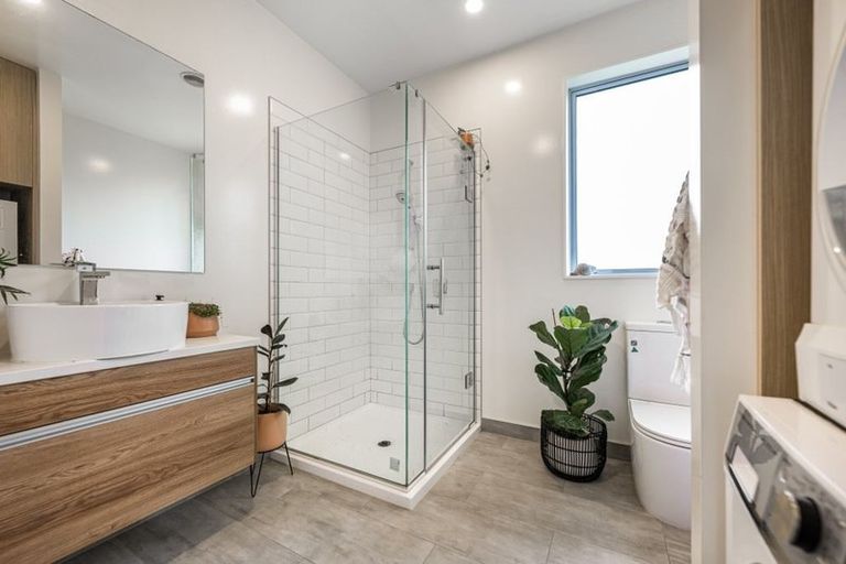 Photo of property in 628 Whangaparaoa Road, Stanmore Bay, Whangaparaoa, 0932