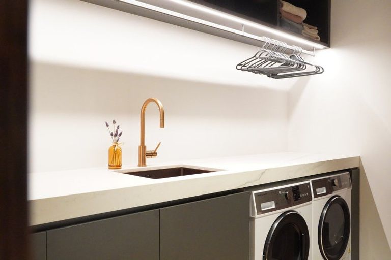 Photo of property in 28 Pacific Parade, Surfdale, Waiheke Island, 1081