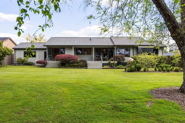 Photo of property in 8 Rimmington Drive, Hamilton Lake, Hamilton, 3204