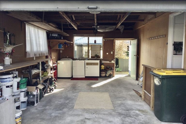 Photo of property in 3 Kaimata Street, Brooklands, New Plymouth, 4310