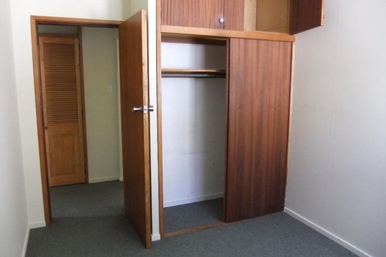 Photo of property in 43 Palliser Road, Roseneath, Wellington, 6011