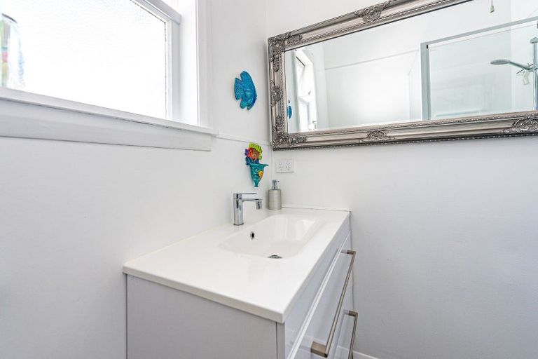 Photo of property in 2 Hodge Place, Aramoho, Whanganui, 4500