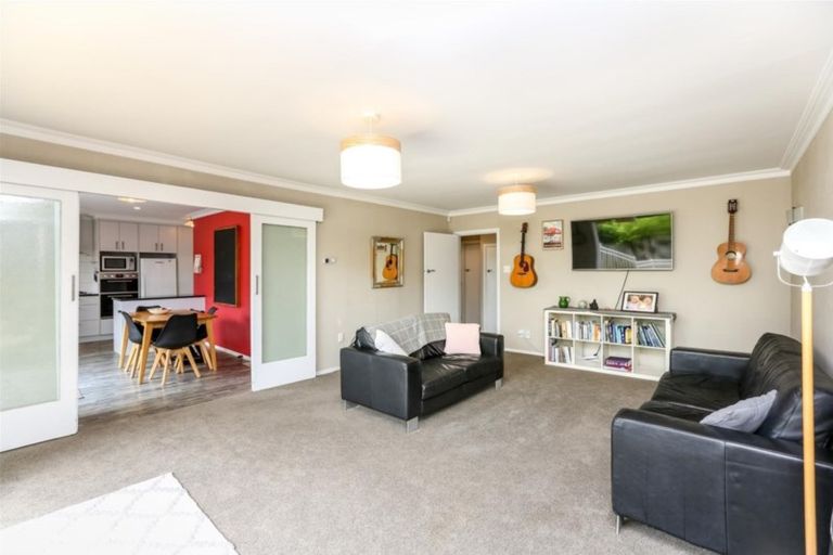 Photo of property in 43c Mangorei Road, Strandon, New Plymouth, 4312
