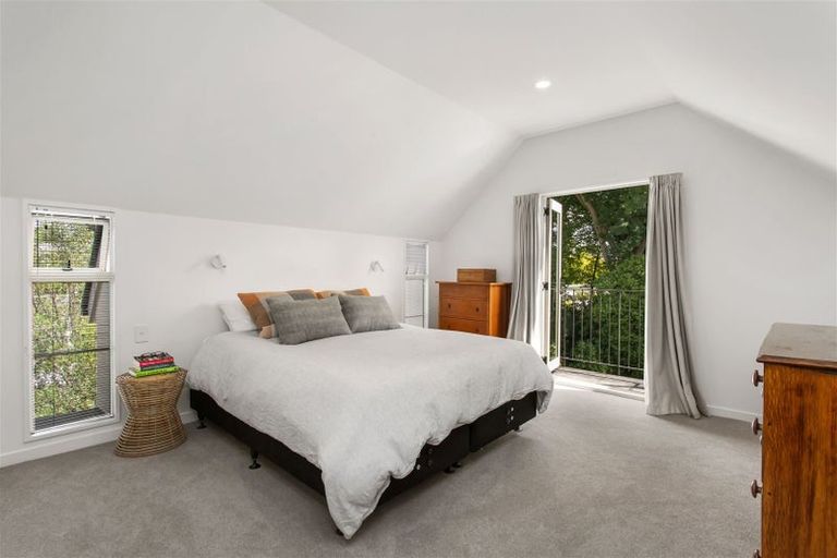 Photo of property in 25 Chepstow Avenue, Fendalton, Christchurch, 8052