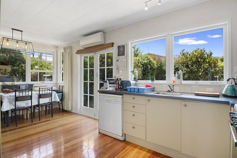 Photo of property in 6 Kent Street, Stoke, Nelson, 7011