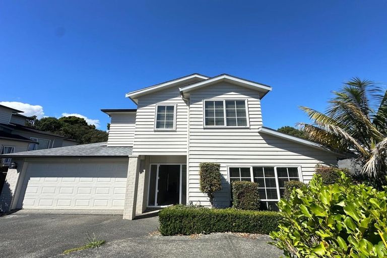 Photo of property in 9 Lucca Crescent, Flat Bush, Auckland, 2019