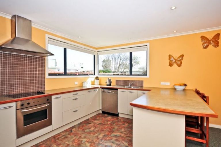 Photo of property in 31 Portal Crescent, Beerescourt, Hamilton, 3200