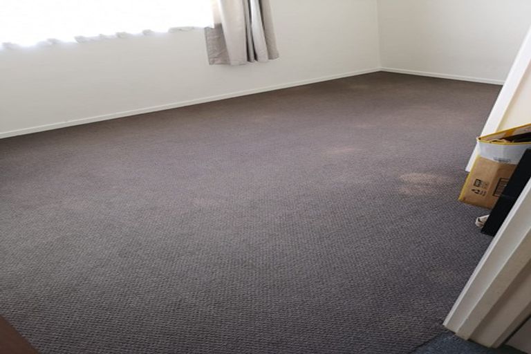 Photo of property in 405 Don Buck Road, Massey, Auckland, 0614