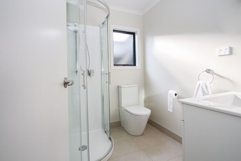 Photo of property in 3/146 Sandwich Road, Saint Andrews, Hamilton, 3200