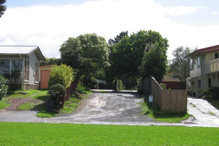 Photo of property in 1/50 Universal Drive, Henderson, Auckland, 0610