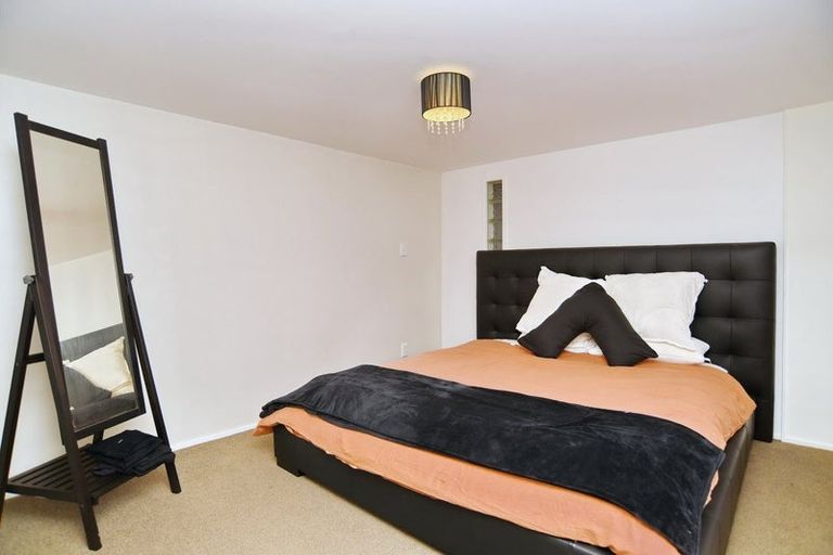 Photo of property in 61 Seddon Street, Rangiora, 7400