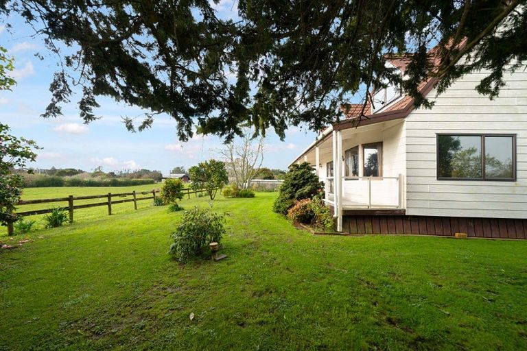 Photo of property in 40 Brookvale Lane, Taupaki, Henderson, 0782