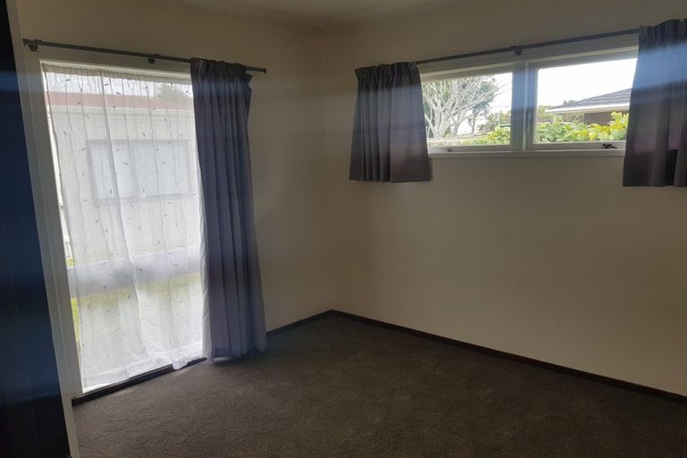 Photo of property in 45 Meadway, Sunnyhills, Auckland, 2010