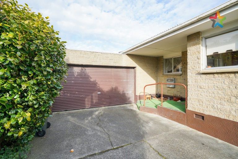 Photo of property in 21 Mcquarrie Street, Kingswell, Invercargill, 9812