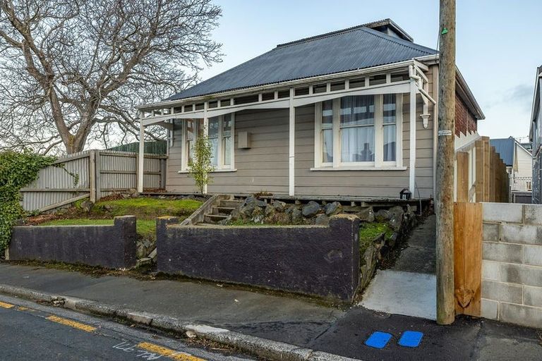 Photo of property in 6 Agnew Street, North Dunedin, Dunedin, 9016