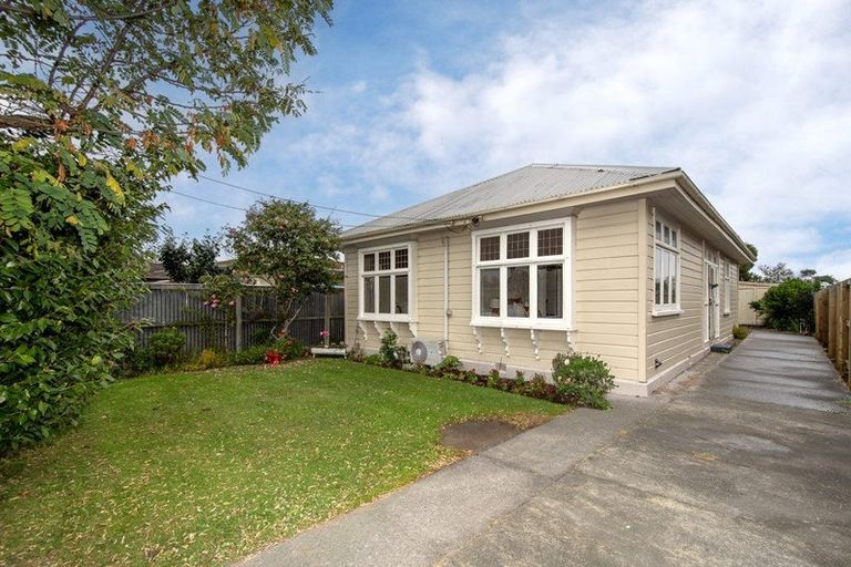 Photo of property in 398 Keyes Road, New Brighton, Christchurch, 8083