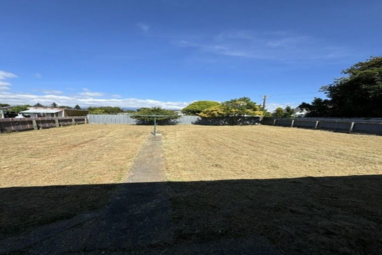 Photo of property in 3 Reeve Street, Levin, 5510