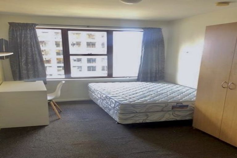 Photo of property in Orange Apartments/victoria Centr, 210/169 The Terrace, Wellington Central, Wellington, 6011