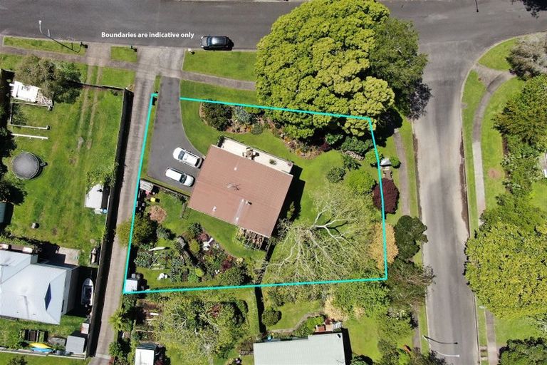 Photo of property in 11 Pohutukawa Drive, Athenree, Katikati, 3177