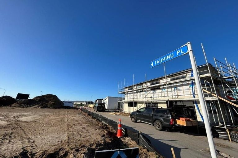 Photo of property in 6 Tauhinu Place, Papamoa, 3118