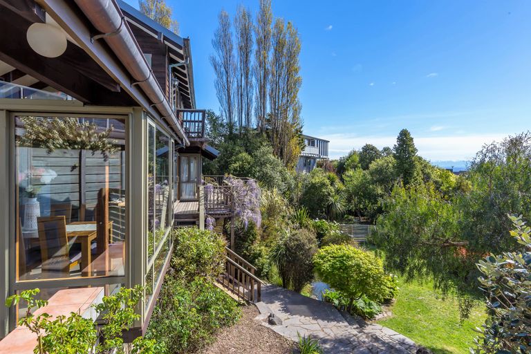 Photo of property in 5 Amherst Place, Cashmere, Christchurch, 8022